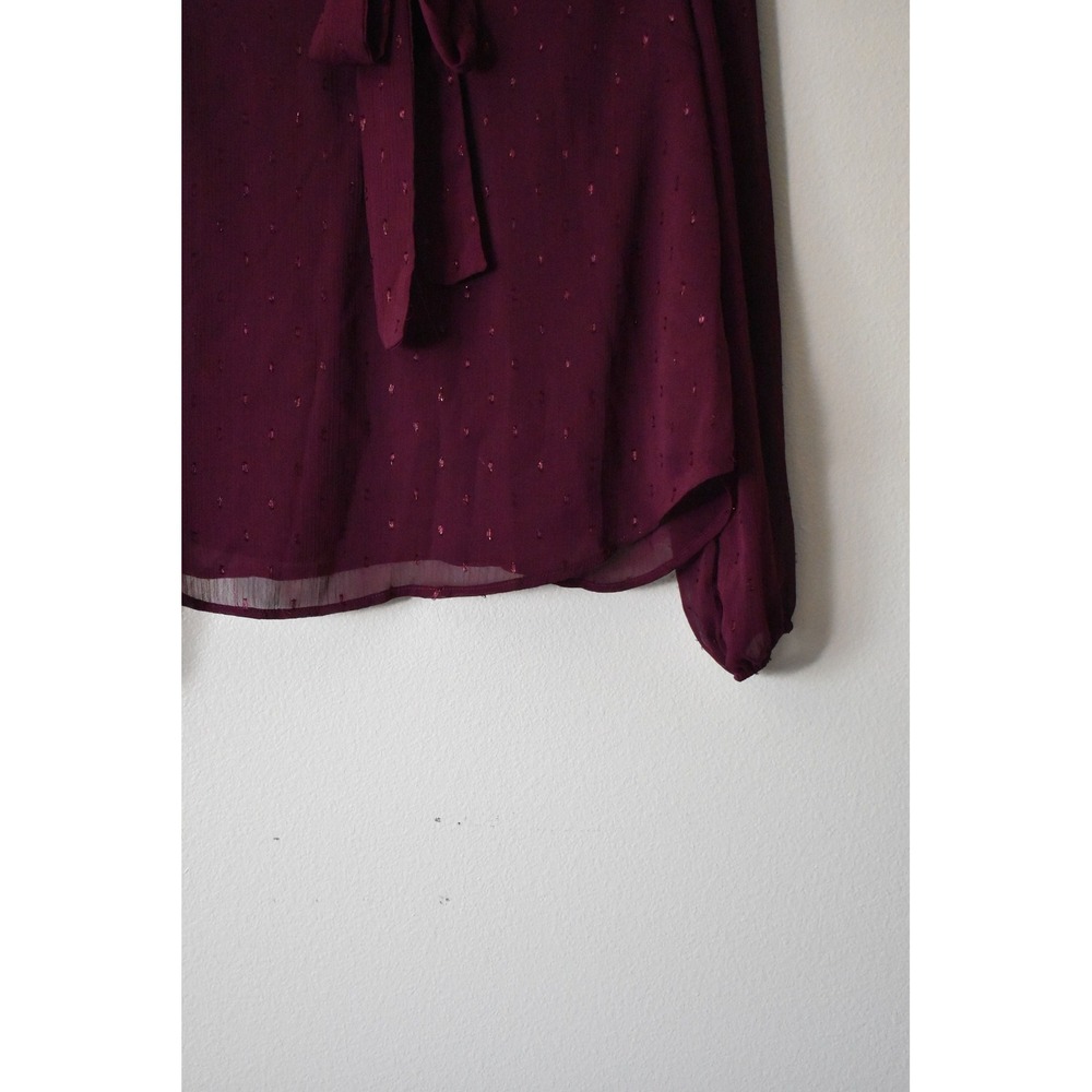 Crescent & Willough Blouse Womens Medium Burgundy Tie Neck Metallic Dot - Picture 3 of 6